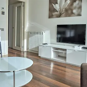 apartamento-via-augusta-153.catalonia-hotels.com/